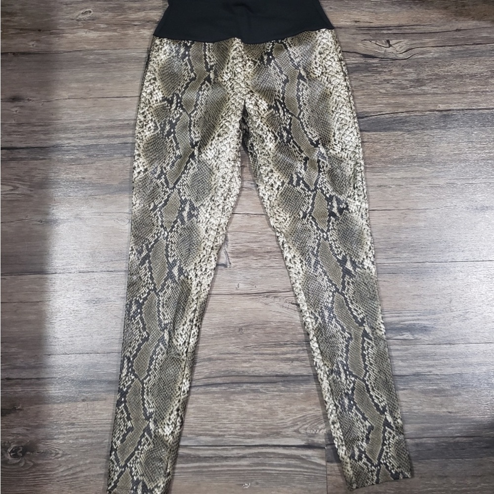 Spanx Assets Faux Leather Snakeskin/Python Leggin… - image 2